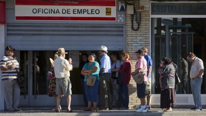 280 000 нови безработни в Испания за месец април