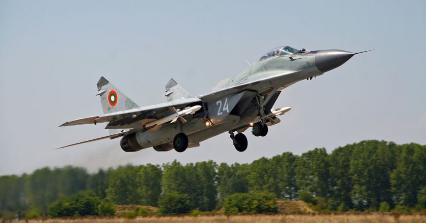 Армията се готви за Гергьовден в изолация