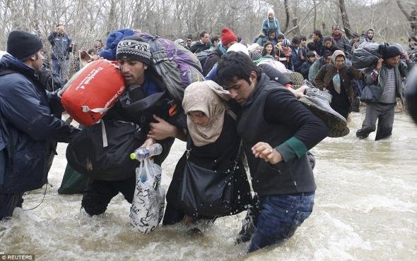 Ресто: Унгария върна в Сърбия 11 мигранти