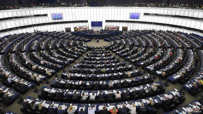 Европарламентът осъди расизма единодушно