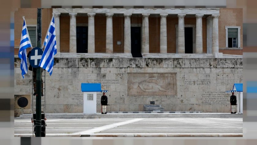 Гърция дере с €500 без QR код, влизаме само през „Кулата“