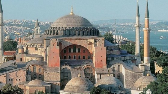Световният съвет на църквите пише на Ердоган за "Света София"