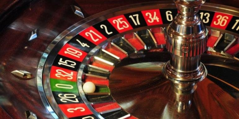 Закриват Комисията по хазарт, НАП поема пряко контрола