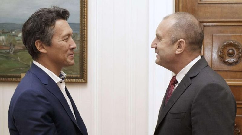 Президентът се срещна с генералния директор на Airbus Defense