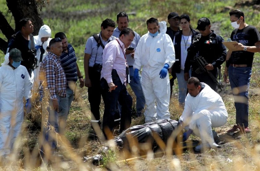 18 чувала с човешки останки откриха в Мексико
