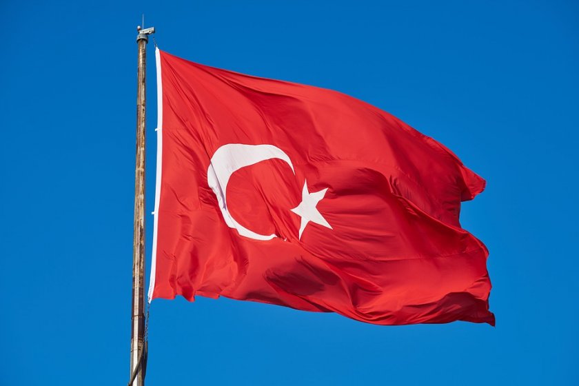 Турция обвини в лицемерие ОАЕ заради сделката с Израел