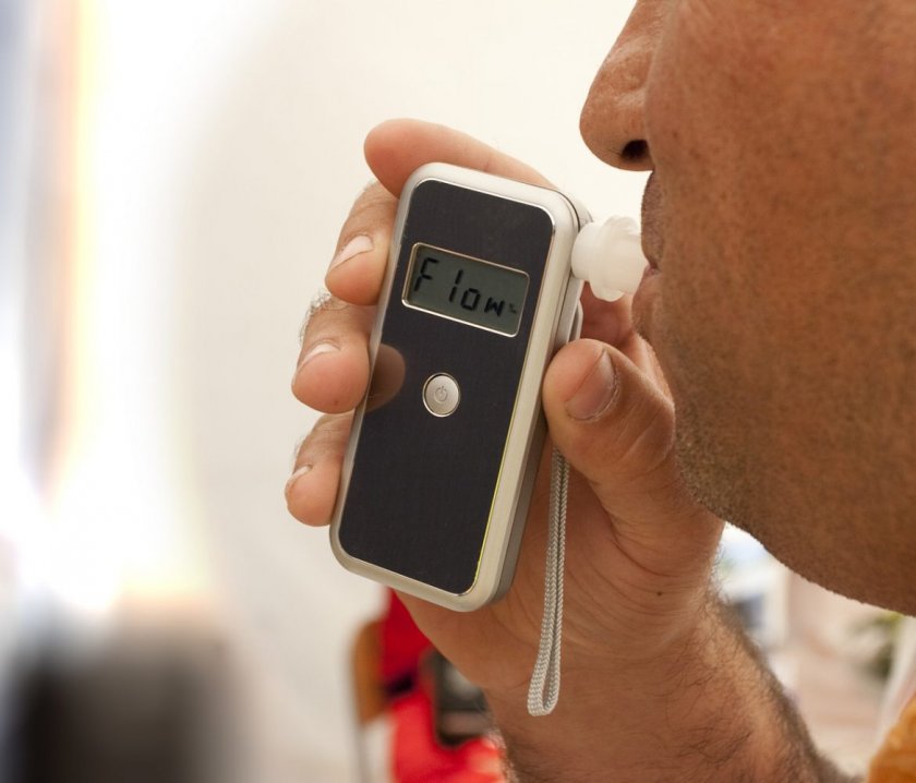 Трима пияни шофираха в Разградско