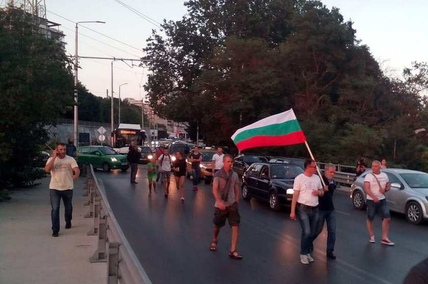 Протестиращите в Пловдив блокират шест пътни отсечки
