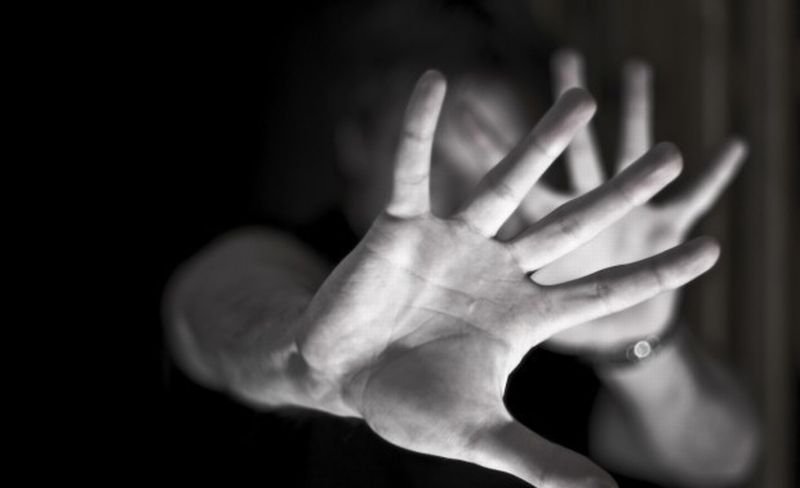 Заключиха похитител на млада жена