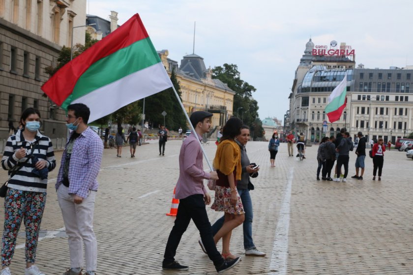 Първите протестиращи са на площада