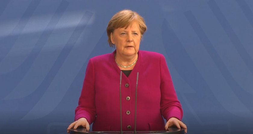 Меркел критикува Австрия, че не приема деца мигранти