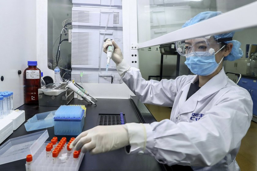Китай очаква да има ваксина през ноември или декември