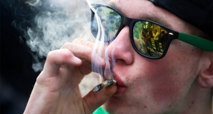 Пушещите канабис подрастващи изостават умствено