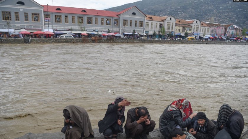 24 души загинаха в наводненията в Афганистан