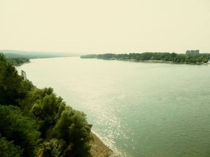 Спасиха 7-годишно дете от удавяне в Дунав