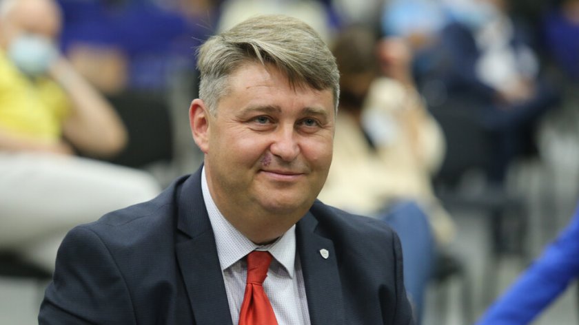 Евгени Иванов получи подкрепа на над 900 обвинители 