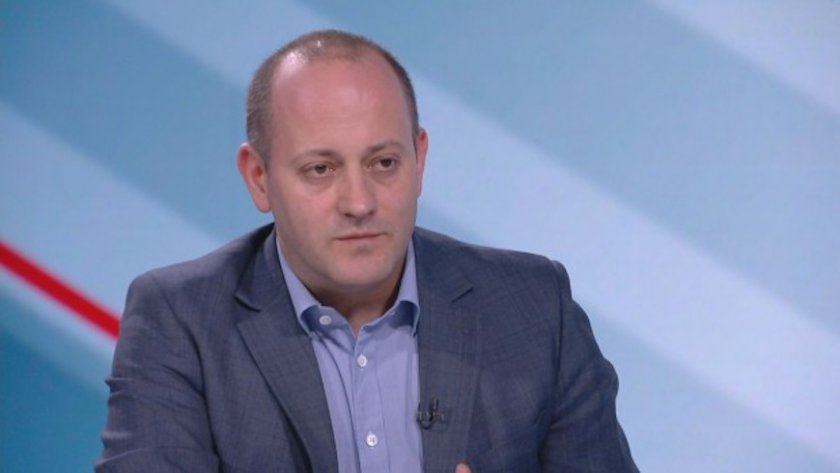 Радан Кънев: Изходът от кризата е оставка на правителството