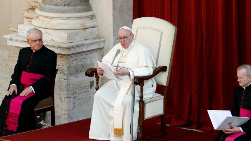 Папата отказа среща на Помпео