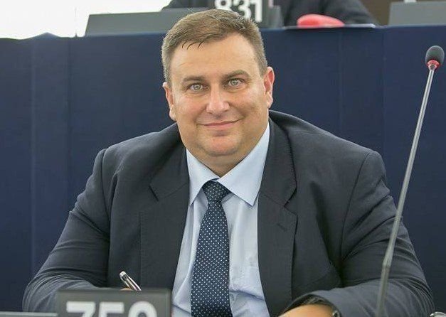 Eмил Радев: ЕНП не е отнела думата на Кънев нарочно 