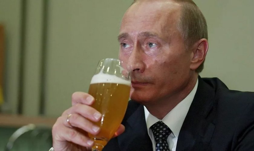 Путин навръх ЧРД: Спрях бирата, расте коремът