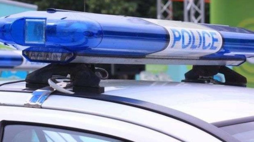 Барман и клиент пострадаха при въргал в Разград