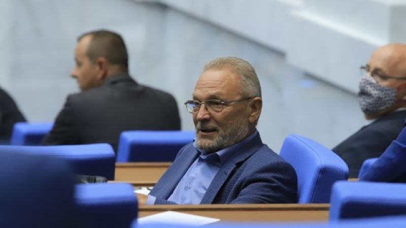 Още един депутат напуска групата на "БСП за България"