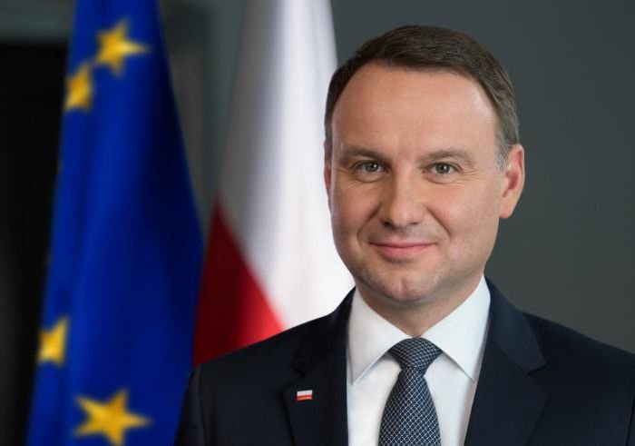 Вирусът „захапа” президента на Полша