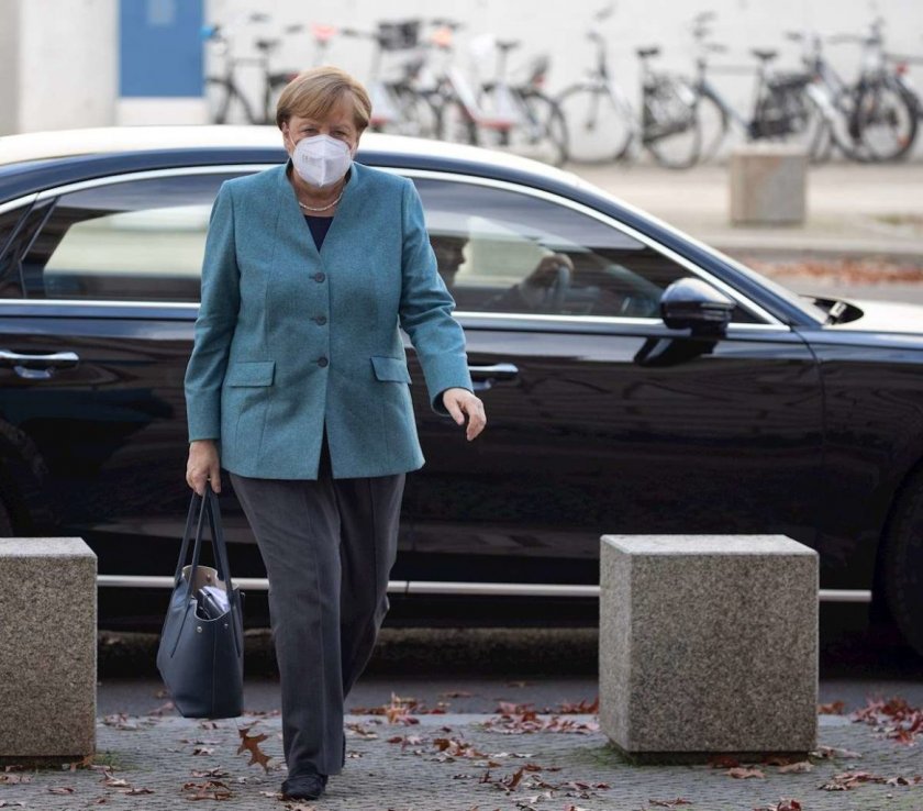 Меркел иска затваряне на баровете, фитнесите и ресторантите