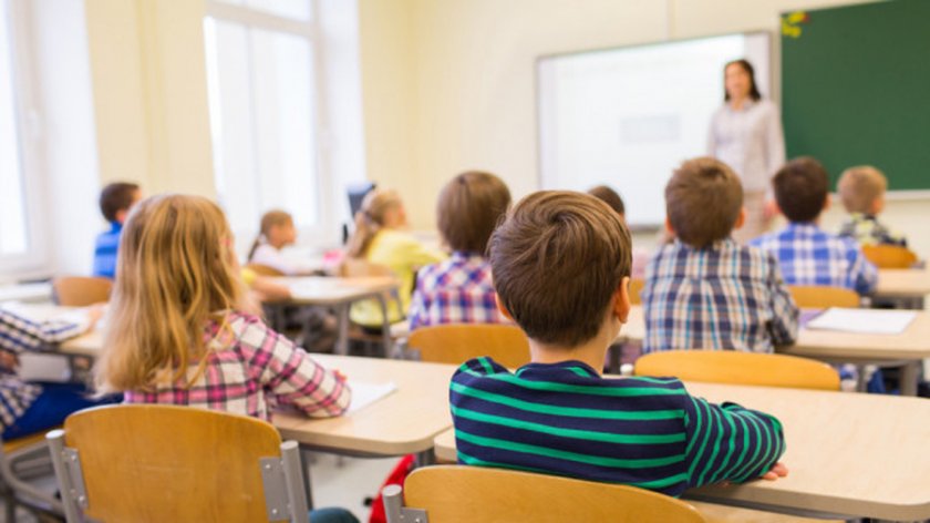 Държавата дава 1,3 млн. лв. за заместване на отсъстващи учители
