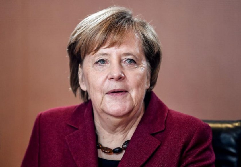 И Меркел размаха пръст срещу тероризма