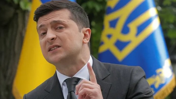 Зеленски влезе в болница, обзаведоха му кабинет