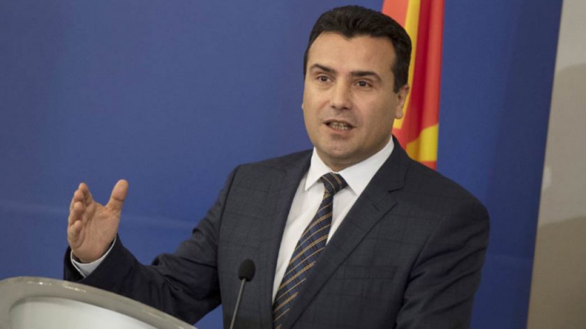 Опозицията в Скопие иска оставката на Заев 