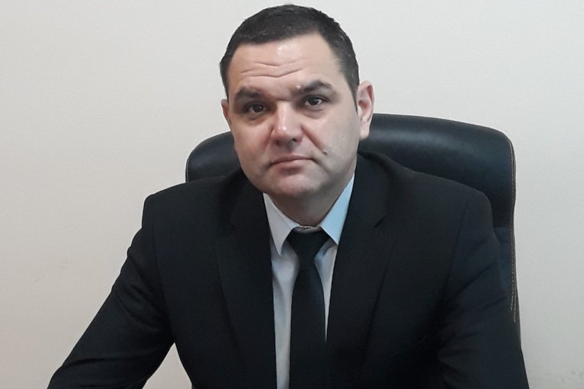 Шефът на болницата в Свищов приет по спешност в София