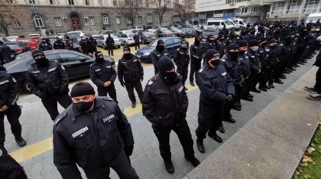 Полицаите излизат днес на втори национален протест