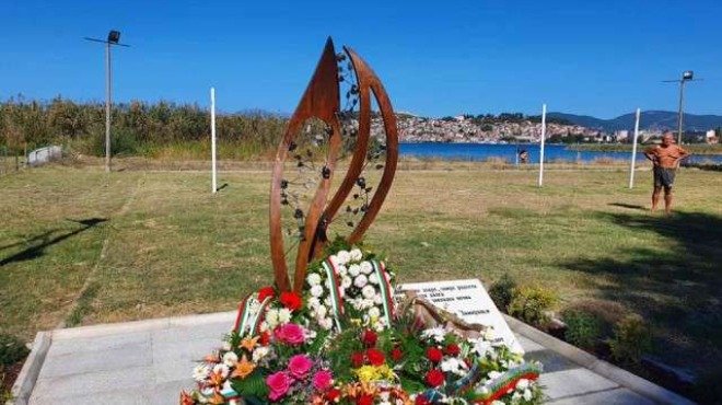 Охрид възстанови паметника на загиналите българи от кораба "Илинден" 