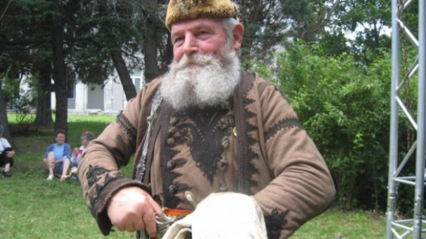Родопите осиротяха: Отиде си емблематичен гайдар