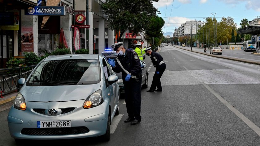 Удължават ограниченията в Гърция до 7 янари