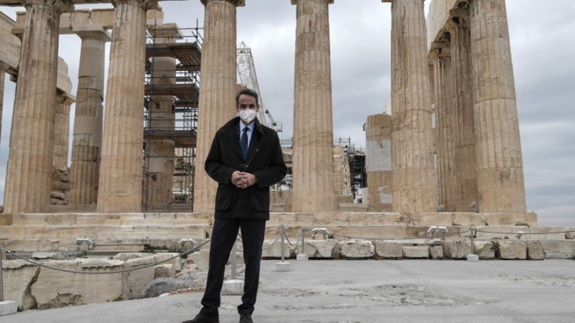 Гръцкият премиер нарушил COVID-19 ограниченията