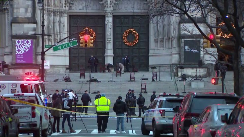 Полицията в Ню Йорк застреля мъж пред църква