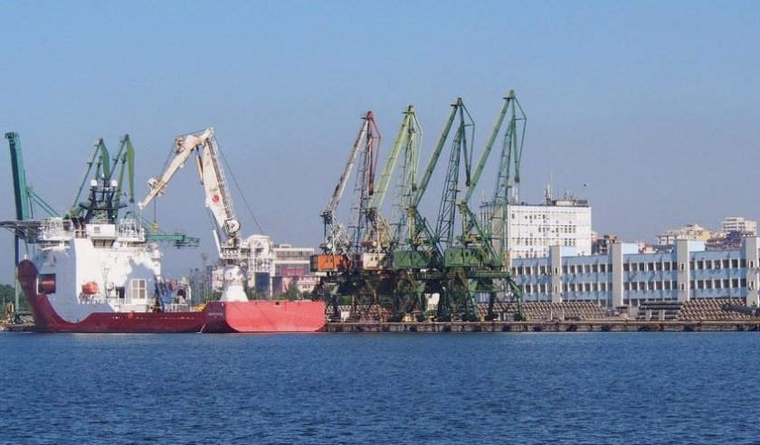 Турски моряк загина на пристанище Варна-запад 