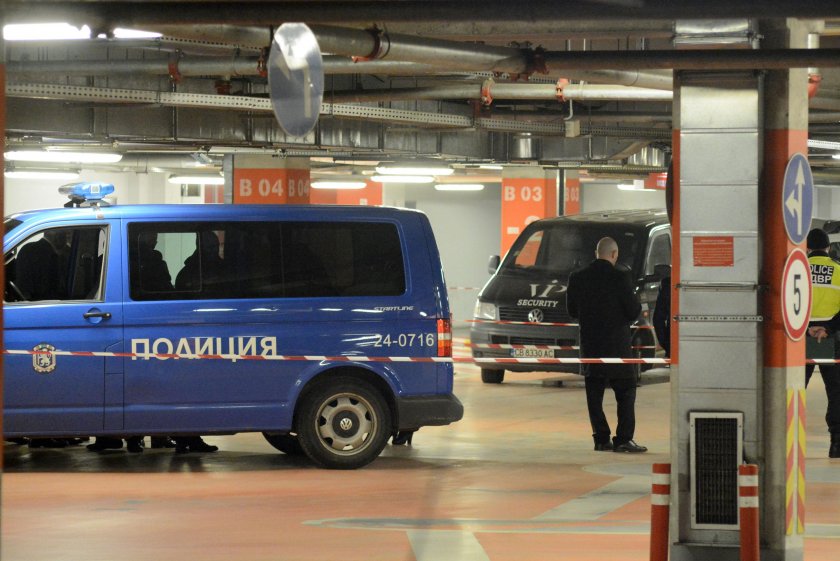 Колата на крадците от Перник била с фалшиви номера