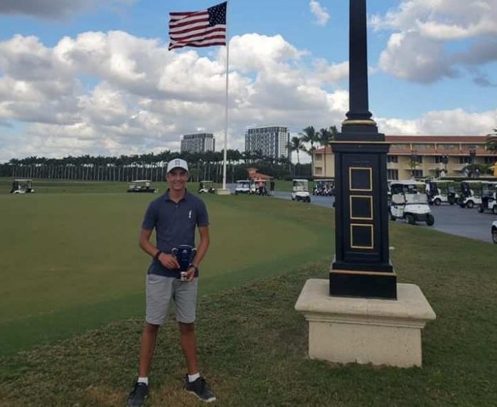 Наш тийнейджър стана втори в САЩ по голф