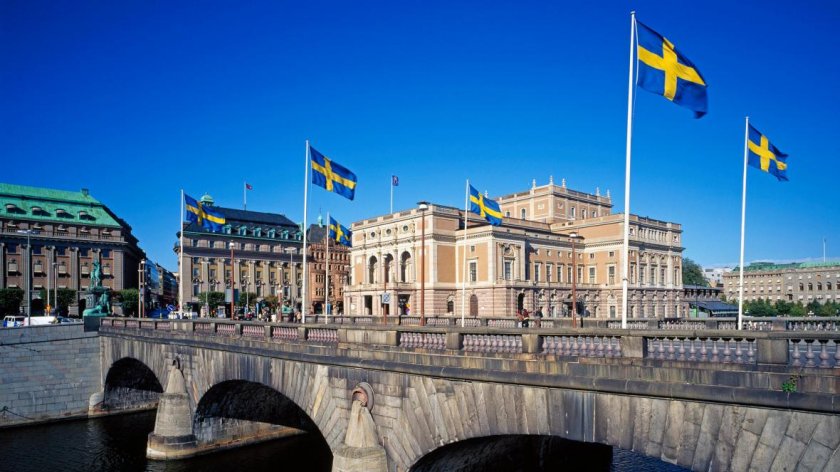 "Отличничката" Швеция въвежда локдаун