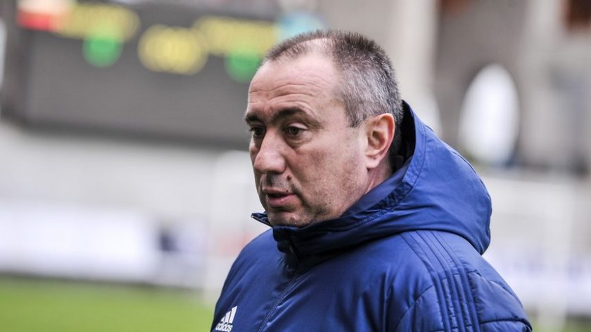 МЪЛНИЯ в Разград: Мъри Стоилов поема Лудогорец?