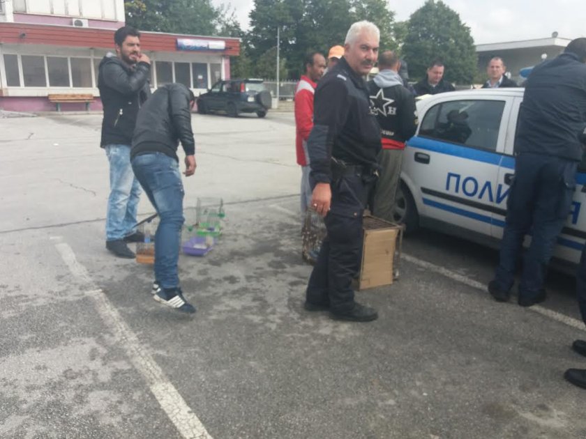 Задържаха трима за кражба от Руския пазар в Пловдив