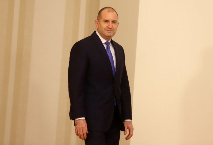 Президентът Радев се среща с представители на Обществения съвет към ЦИК