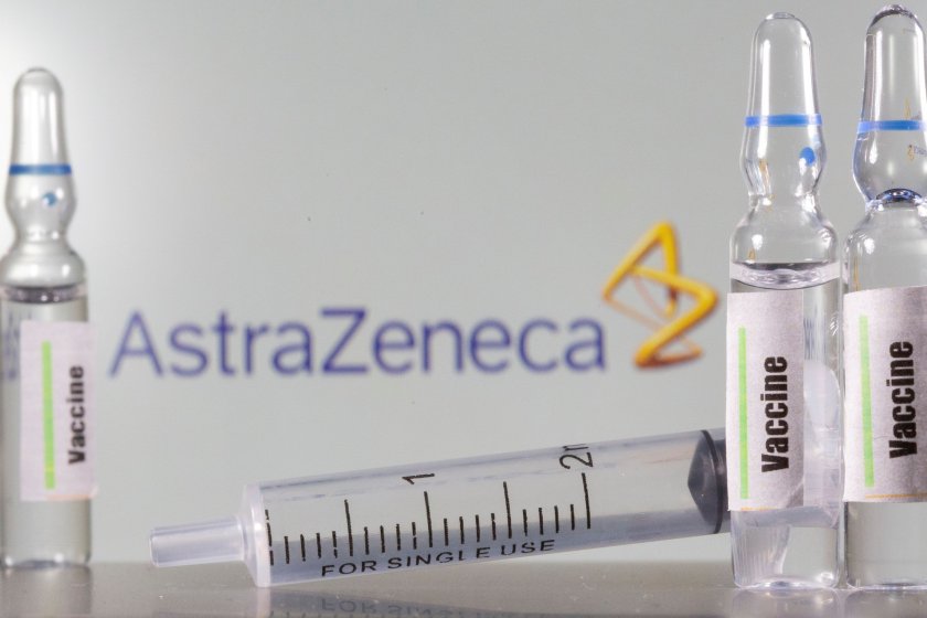 Учени зоват: Спрете ваксината на „Астра Зенека”