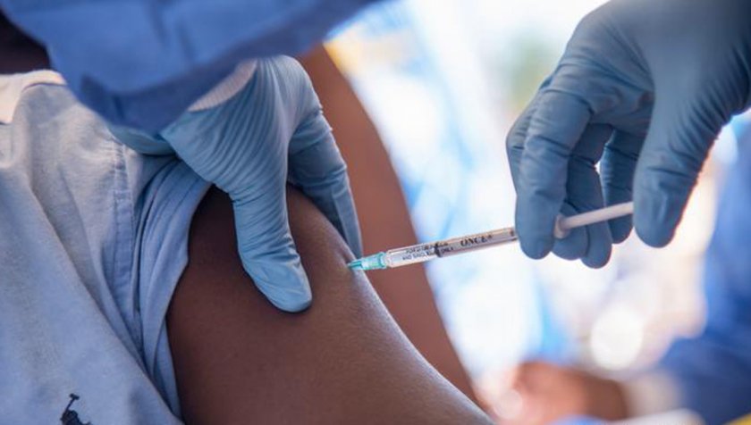 Докторите лапат по 20 кинта за поставена ваксина