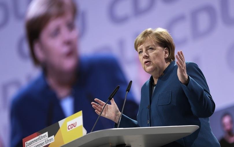 Консерваторите в Германия си избират нов партиен лидер 