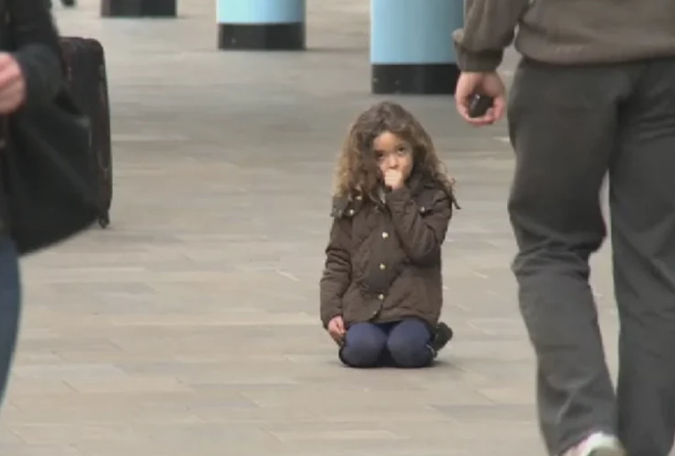 Кошмар: 3-годишно момиченце се изгуби в София